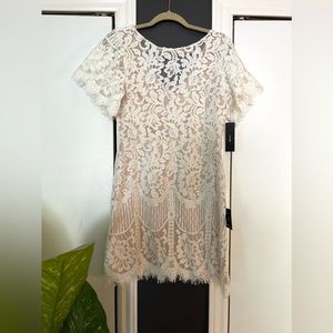 Size Large BNWT “Pearson” Lulus dress (short white lace dress)